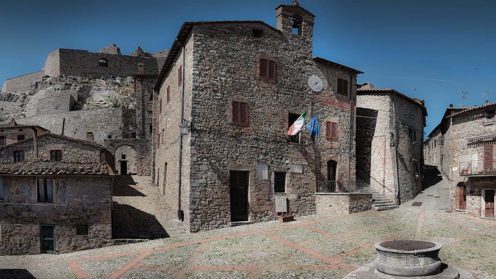 Holidays Val d'Orcia vacation tourism